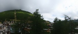 Archiv Foto Webcam Saas Fee: Blick in den Ortskern 07:00