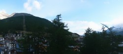 Archiv Foto Webcam Saas Fee: Blick in den Ortskern 06:00