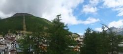 Archiv Foto Webcam Saas Fee: Blick in den Ortskern 09:00
