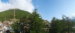 Archiv Foto Webcam Saas Fee: Blick in den Ortskern 07:00