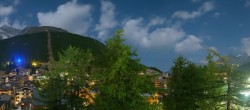 Archiv Foto Webcam Saas Fee: Blick in den Ortskern 01:00