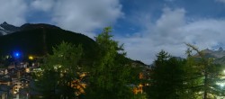 Archiv Foto Webcam Saas Fee: Blick in den Ortskern 23:00