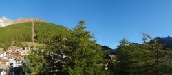 Archiv Foto Webcam Saas Fee: Blick in den Ortskern 07:00