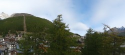 Archiv Foto Webcam Saas Fee: Blick in den Ortskern 09:00