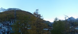 Archiv Foto Webcam Saas Fee: Blick in den Ortskern 15:00