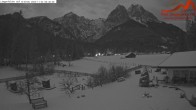 Archiv Foto Webcam Zugspitzdorf Grainau: Längenfelder Hof 05:00