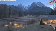 Archived image Grainau - Webcam Hotel Längenfelder Hof 17:00