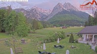 Archived image Grainau - Webcam Hotel Längenfelder Hof 19:00