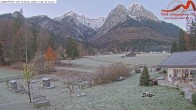 Archived image Grainau - Webcam Hotel Längenfelder Hof 06:00