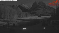 Archived image Grainau - Webcam Hotel Längenfelder Hof 03:00