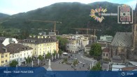 Archived image Webcam Bolzano - Hotel Citta - Walther Square 18:00