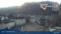 Archived image Webcam Bolzano - Hotel Citta - Walther Square 08:00