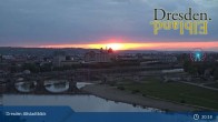 Archiv Foto Webcam Dresden Terrassenufer - Blick auf die Altstadt 20:00