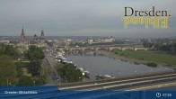 Archiv Foto Webcam Dresden Terrassenufer - Blick auf die Altstadt 06:00