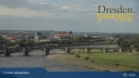 Archiv Foto Webcam Dresden Terrassenufer - Blick auf die Altstadt 13:00