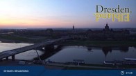 Archiv Foto Webcam Dresden Terrassenufer - Blick auf die Altstadt 02:00