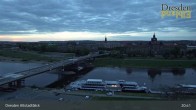 Archiv Foto Webcam Dresden Terrassenufer - Blick auf die Altstadt 02:00