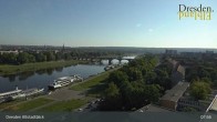 Archiv Foto Webcam Dresden Terrassenufer - Blick auf die Altstadt 07:00