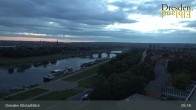 Archiv Foto Webcam Dresden Terrassenufer - Blick auf die Altstadt 04:00