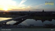 Archiv Foto Webcam Dresden Terrassenufer - Blick auf die Altstadt 02:00
