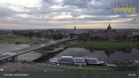 Archiv Foto Webcam Dresden Terrassenufer - Blick auf die Altstadt 04:00
