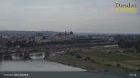 Archiv Foto Webcam Dresden Terrassenufer - Blick auf die Altstadt 06:00
