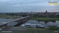 Archiv Foto Webcam Dresden Terrassenufer - Blick auf die Altstadt 04:00