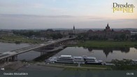 Archiv Foto Webcam Dresden Terrassenufer - Blick auf die Altstadt 04:00