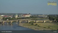 Archiv Foto Webcam Dresden Terrassenufer - Blick auf die Altstadt 06:00