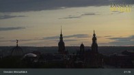 Archiv Foto Webcam Dresden Terrassenufer - Blick auf die Altstadt 00:00