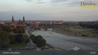 Archiv Foto Webcam Dresden Terrassenufer - Blick auf die Altstadt 05:00