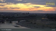 Archiv Foto Webcam Dresden Terrassenufer - Blick auf die Altstadt 20:00