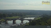 Archiv Foto Webcam Dresden Terrassenufer - Blick auf die Altstadt 07:00