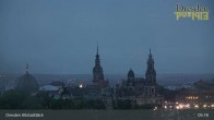 Archiv Foto Webcam Dresden Terrassenufer - Blick auf die Altstadt 04:00