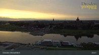 Archiv Foto Webcam Dresden Terrassenufer - Blick auf die Altstadt 20:00