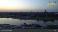 Archiv Foto Webcam Dresden Terrassenufer - Blick auf die Altstadt 00:00