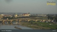 Archiv Foto Webcam Dresden Terrassenufer - Blick auf die Altstadt 06:00
