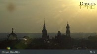 Archiv Foto Webcam Dresden Terrassenufer - Blick auf die Altstadt 18:00