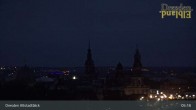 Archiv Foto Webcam Dresden Terrassenufer - Blick auf die Altstadt 04:00