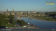 Archiv Foto Webcam Dresden Terrassenufer - Blick auf die Altstadt 07:00