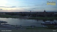 Archiv Foto Webcam Dresden Terrassenufer - Blick auf die Altstadt 18:00