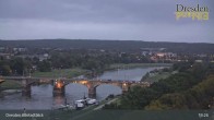 Archiv Foto Webcam Dresden Terrassenufer - Blick auf die Altstadt 02:00