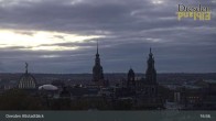 Archiv Foto Webcam Dresden Terrassenufer - Blick auf die Altstadt 01:00