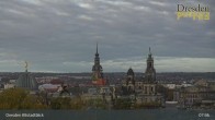 Archiv Foto Webcam Dresden Terrassenufer - Blick auf die Altstadt 07:00