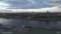 Archiv Foto Webcam Dresden Terrassenufer - Blick auf die Altstadt 02:00