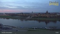 Archiv Foto Webcam Dresden Terrassenufer - Blick auf die Altstadt 02:00