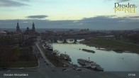 Archiv Foto Webcam Dresden Terrassenufer - Blick auf die Altstadt 08:00