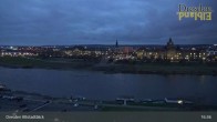 Archiv Foto Webcam Dresden Terrassenufer - Blick auf die Altstadt 02:00