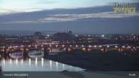 Archiv Foto Webcam Dresden Terrassenufer - Blick auf die Altstadt 02:00