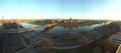 Archiv Foto Webcam Dresden - Elbpanorama 01:00